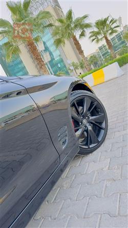 جنسس G70